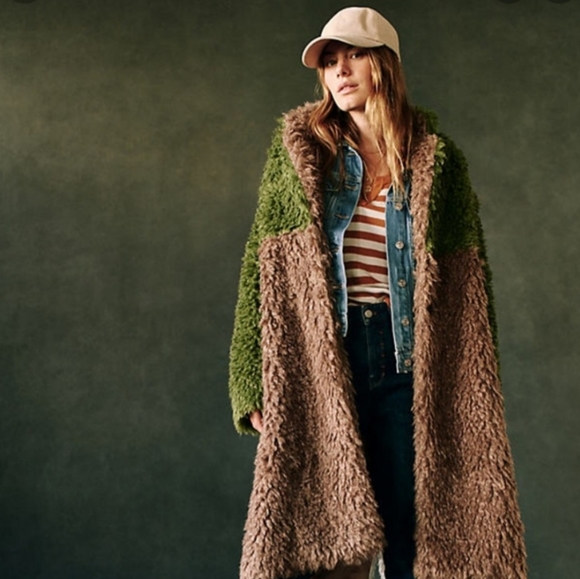 NWT ANTHRO | Hutch Colorblock Teddy Coat - Picture 4 of 13